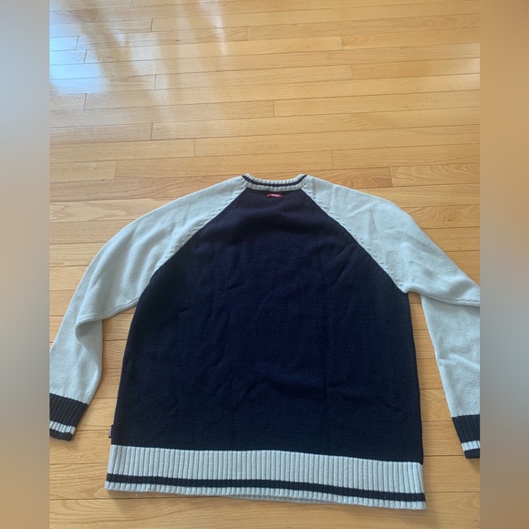 Black and beige sweater - Picture 2 of 3